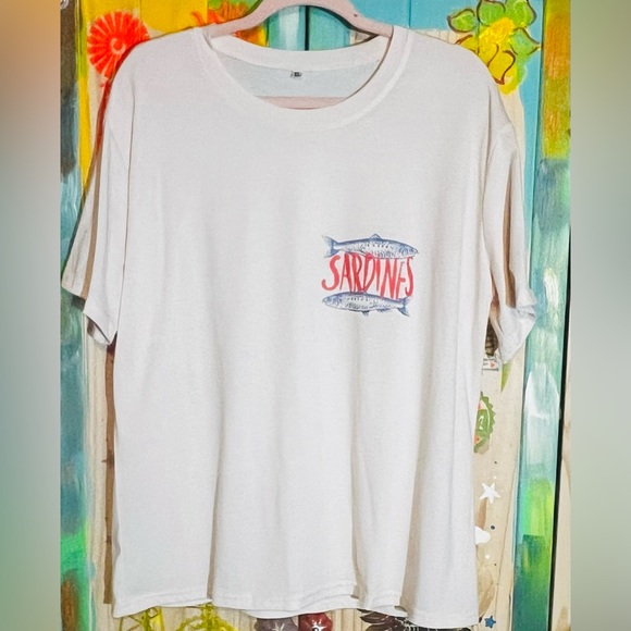 Temu Tops - Cream Sardines Graphic Tee
